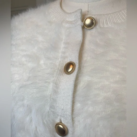 Bailey 44 Ivory Fuzzy Cardigan Sweater XS with Gold Buttons NWT - Picture 4 of 9